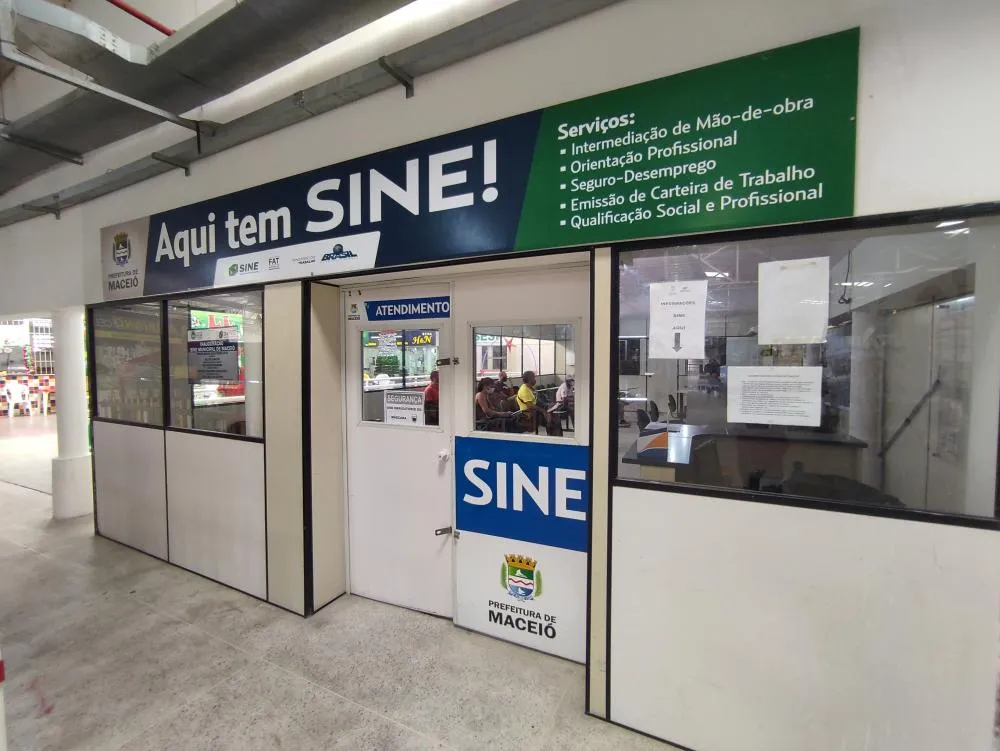 Imagem da unidade do Sine Maceió tirada por Ascom Semtabes, disponível no portal da Prefeitura de Maceió